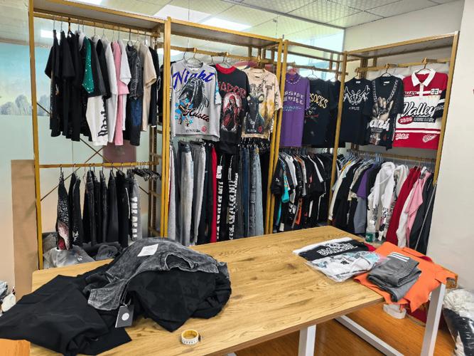 东莞服饰odm代加工工厂怎么选 中小服装商家选厂参考 东莞服饰odm代